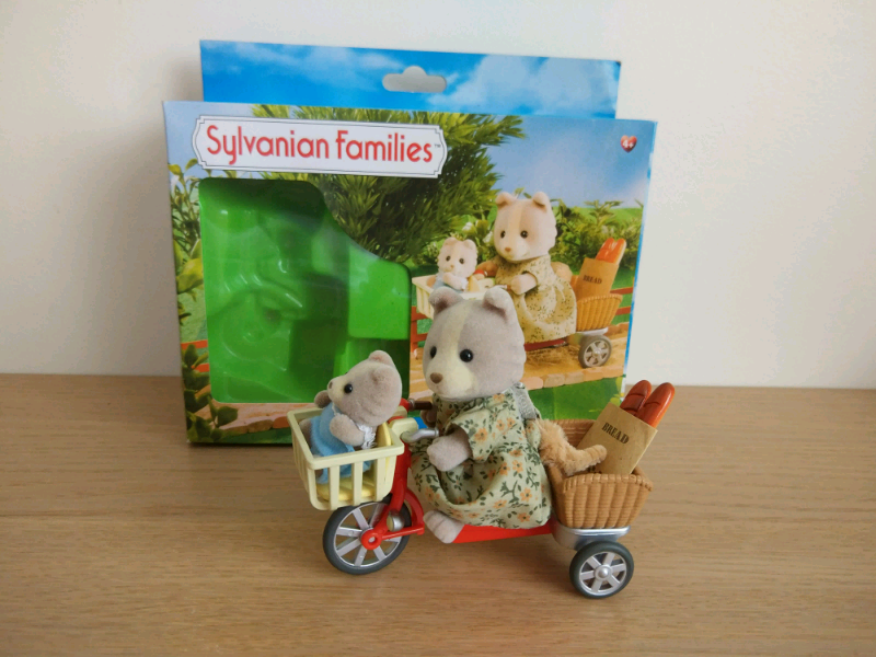 sylvanian cycling with mother